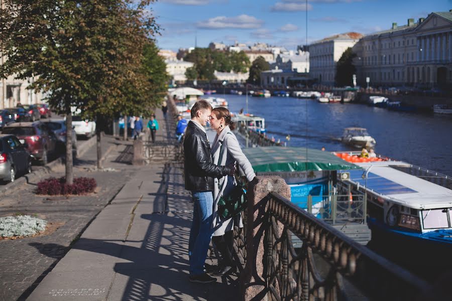 Wedding photographer Anastasiya Guryanova (birdmystery1984). Photo of 19 October 2016