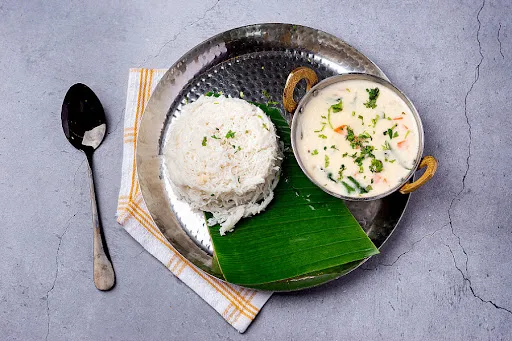 Idiyappam With Stew (2pcs)