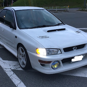 インプレッサ WRX GC8