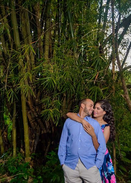 結婚式の写真家Miguel Eduardo Valderrama (miguelvphoto)。2018 1月28日の写真