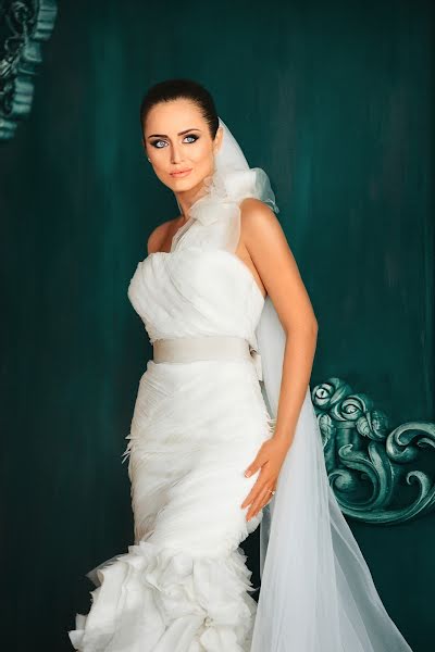 Fotografo di matrimoni Mila Abaturova (milatoy). Foto del 5 agosto 2019