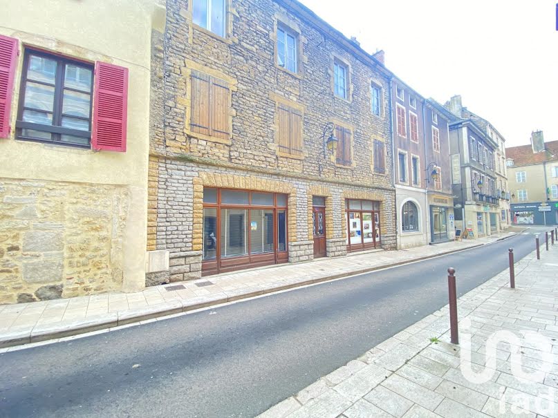 Vente maison 7 pièces 296 m² à Charolles (71120), 120 000 €