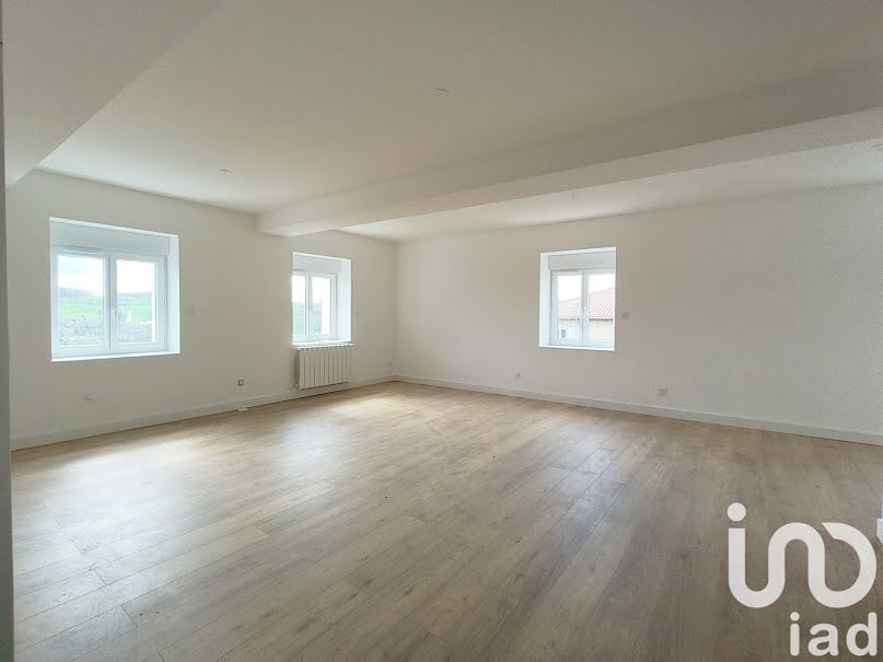 Vente duplex 3 pièces 70 m² à Saint-Laurent-de-Chamousset (69930), 183 000 €