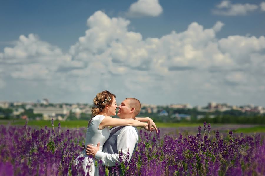 Fotógrafo de casamento Irina Borisenkova (borisenkova). Foto de 2 de julho 2020