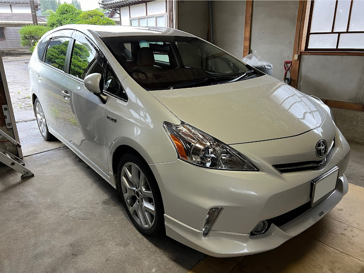 プリウスαのヘッドライトassy交換・UStoyota・DEPO・#純正車高・現場車に関するカスタム事例の投稿画像3枚目