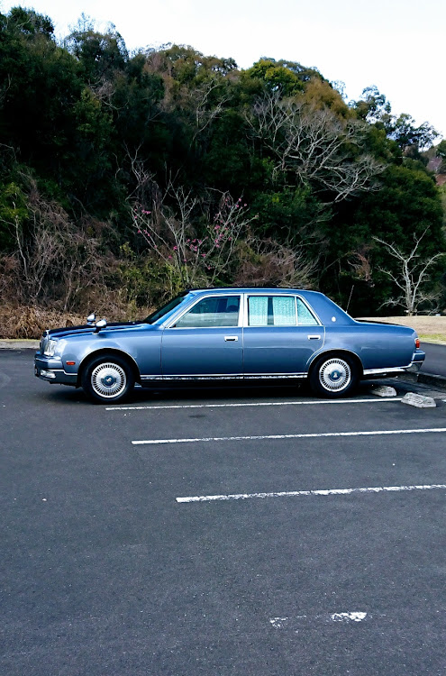 センチュリーの峠の茶屋まで・散歩・盆栽・Ｖ12・てきとーに関するカスタム事例の投稿画像1枚目
