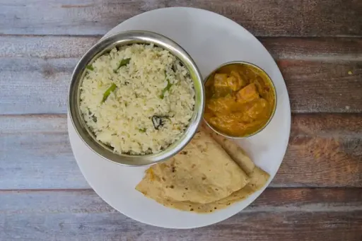 Jeera Rice (Half) + Paneer Curry (Half) + 2 Chapathis