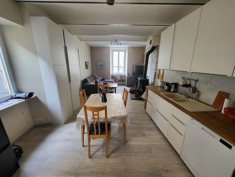 Vente maison 4 pièces 88 m² à Berrias-et-Casteljau (07460), 160 000 €
