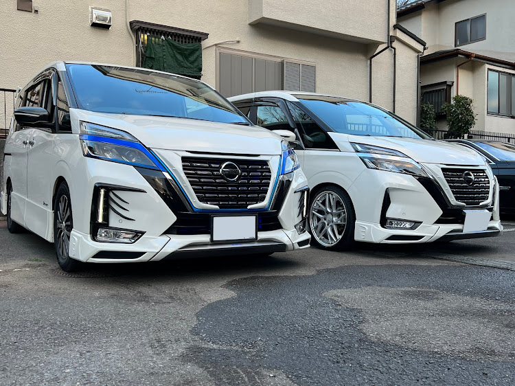セレナのWORK WHEELS JACK・19インチ・ミニバン・セレナ乗りと繋がりたい・ミニバン乗りと仲良くなりたいに関するカスタム事例の投稿画像1枚目