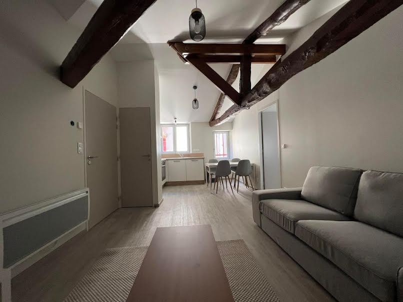 Location  appartement 2 pièces 38 m² à Castres (81100), 490 €