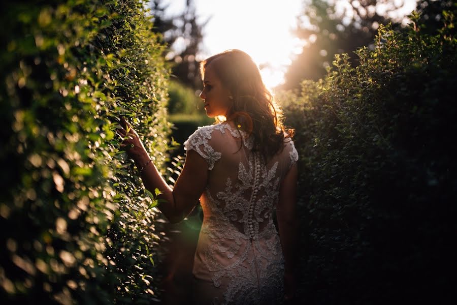 Wedding photographer Pawel Andrzejewski (loveneeds). Photo of 19 October 2018