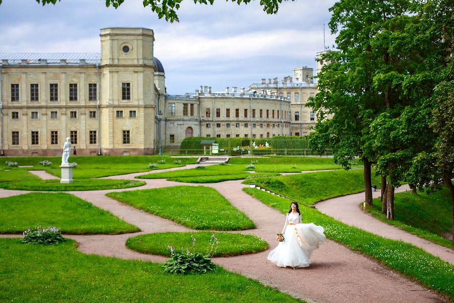 Wedding photographer Ilya Kruglyanskiy (akril). Photo of 21 June 2016