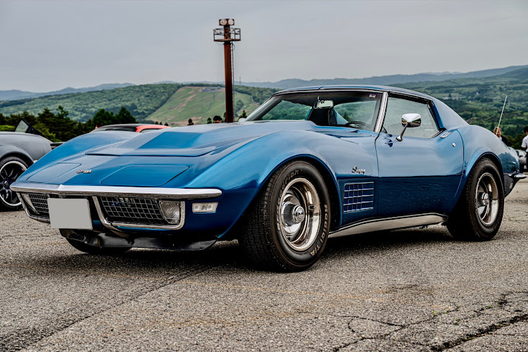 elcamaさんが投稿した1 or 8 アメ車イベント・高鷲スノーパーク　アメ車イベント・ROHANカマロ・カメラ上手くなりたいに関するカスタム事例の投稿画像1枚目