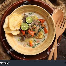 Betawi Soup with Steamed Rice