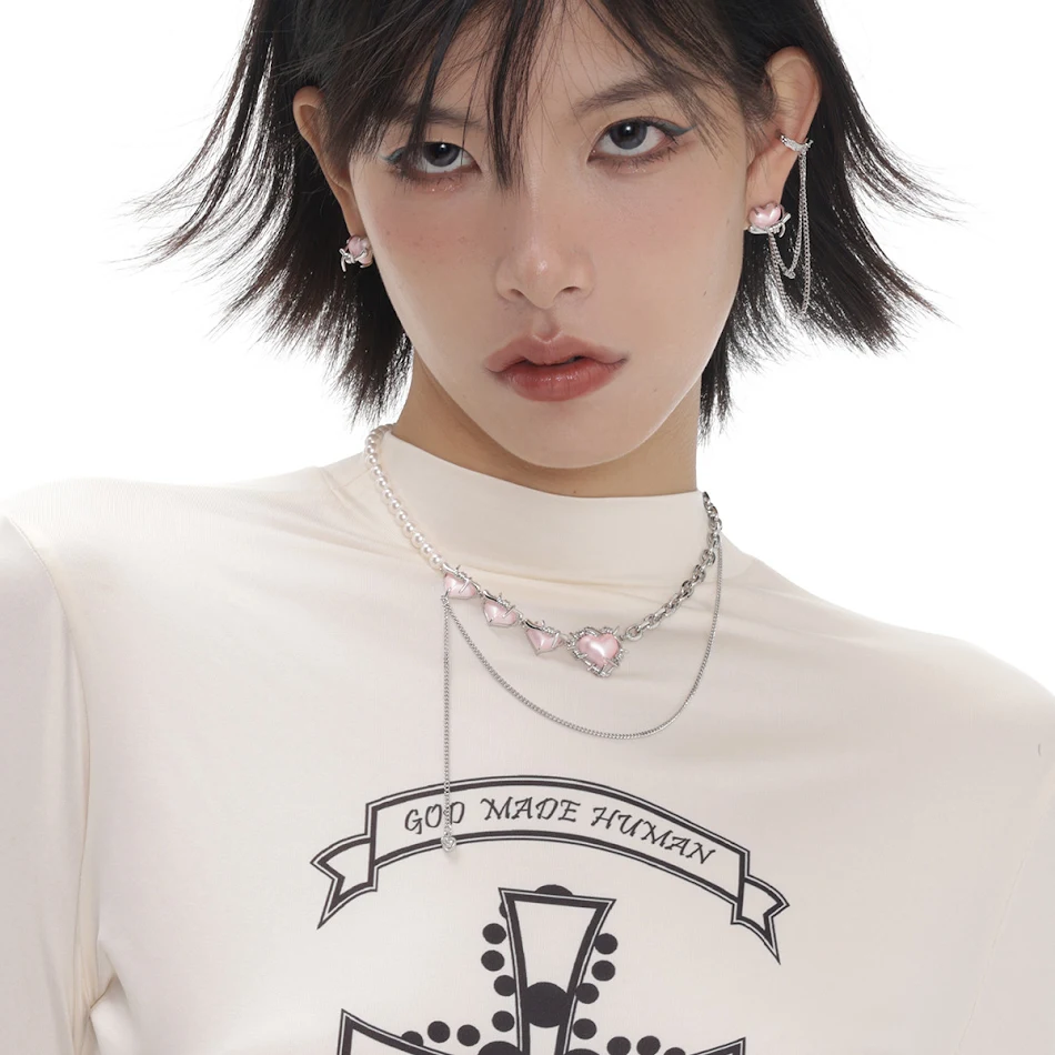 Damesmode Simple Love hanger ketting, een elegant en romantisch sieraad, perfect als cadeau of om je dagelijkse outfit op te fleuren.