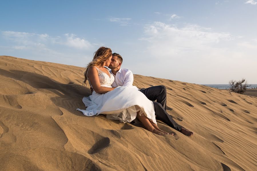 Wedding photographer Alvaro Cardenes (alvarocardenes). Photo of 22 March 2017