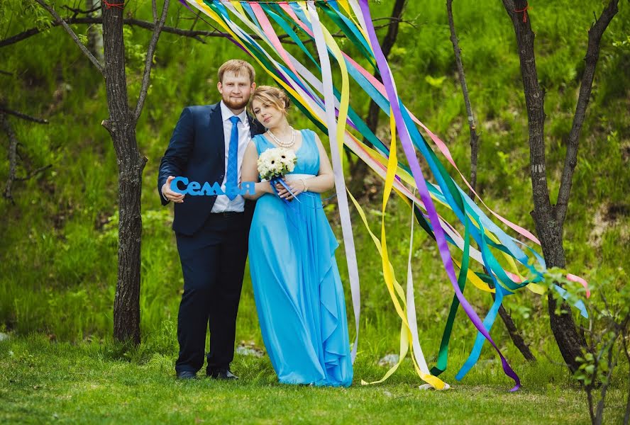 Wedding photographer Oksana Martynova (oksanamartynova). Photo of 4 June 2015