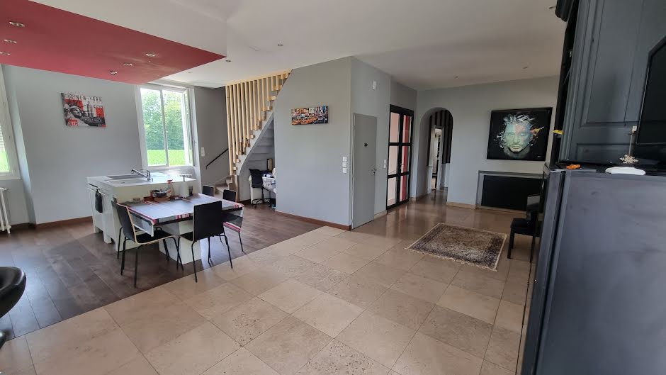 Vente villa 7 pièces 380 m² à Cauneille (40300), 945 000 €