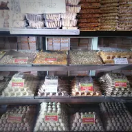 Puneri Sweets photo 4