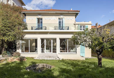 Villa 2