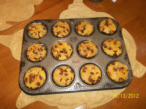 Great Fall Recipe ...Pumpkin Muffins with Cinnamon Chips 