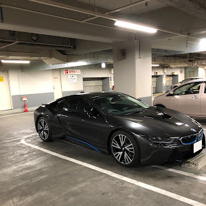 i8 クーペ 2Z15