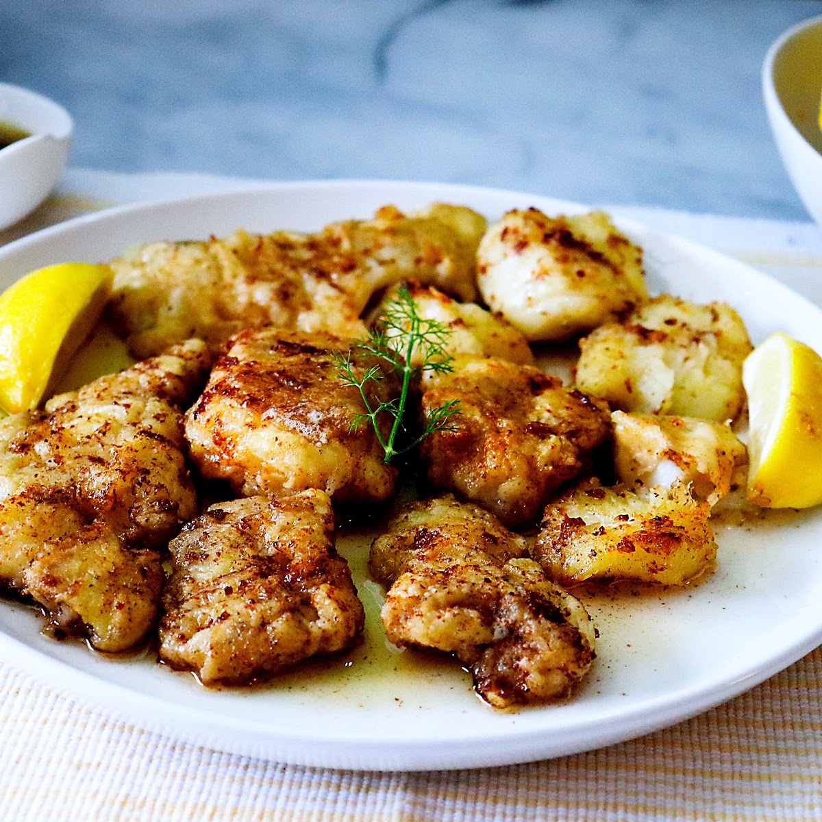 Pan-fried fish fillets - with a light batter - Foodle Club