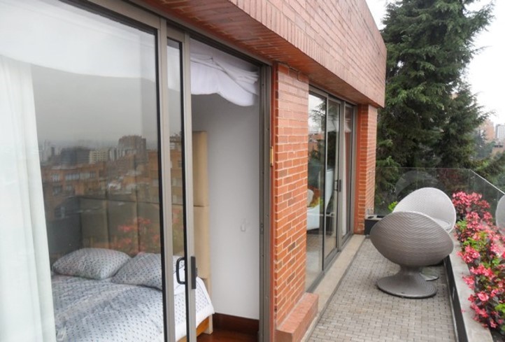 Apartamento En Arriendo - Los Rosales, Bogota