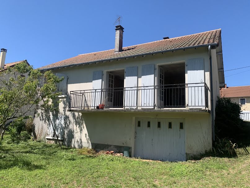 Vente maison 4 pièces 80 m² à Chalus (87230), 96 750 €