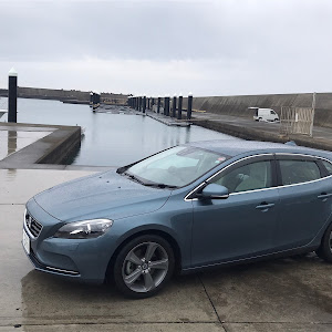 V40 T4