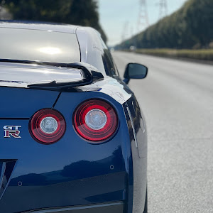 NISSAN GT-R R35