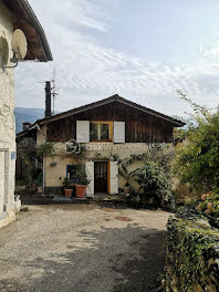 maison à Saint-Vincent-de-Mercuze (38)