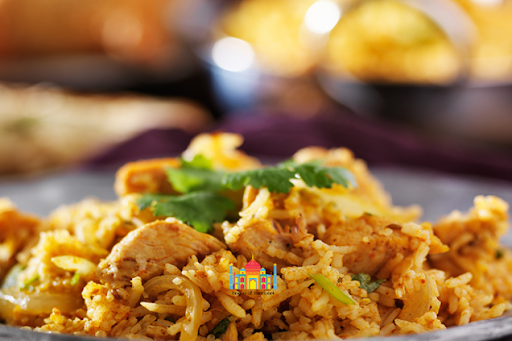 Chicken Dum Biryani With Raita