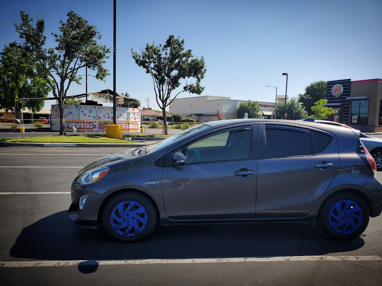 アクアのpriusc・NHP10・アクア・トミカ・supercarに関するカスタム事例の投稿画像3枚目