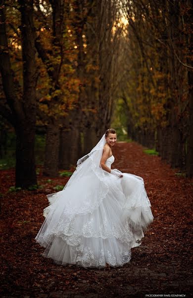 Fotografer pernikahan Pavel Gomzyakov (pavelgo). Foto tanggal 9 Mei 2013