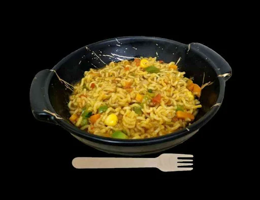 Veg Cheesy Maggi