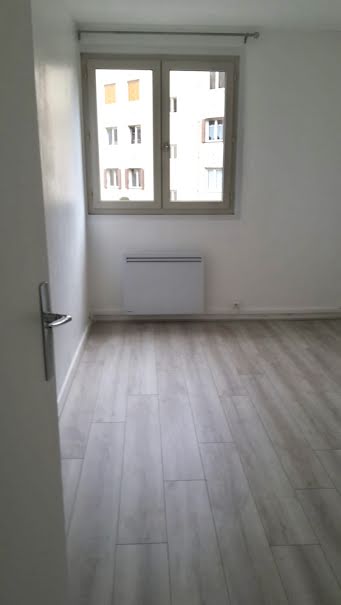 Vente appartement 3 pièces 56.62 m² à Drancy (93700), 170 000 €