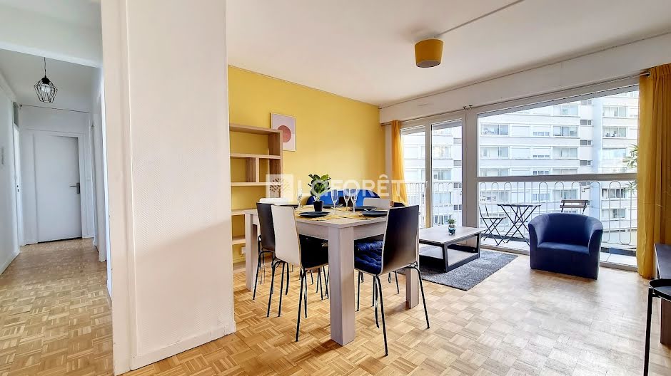 Location meublée appartement  26 m² à Angers (49000), 470 €