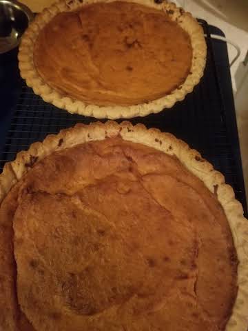 Clint sweet potato pie.