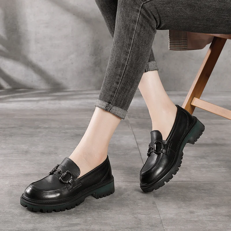 Zapatos de mujer Delphinium Spring Models de cuero casuales para las cuatro estaciones, tacón grueso, tacón medio, zapatos de mujer, boca profunda
