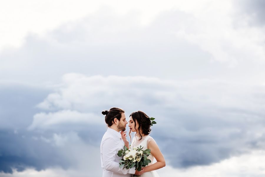 Fotógrafo de casamento Ekaterina Bondarcova (ady-art). Foto de 14 de janeiro 2017