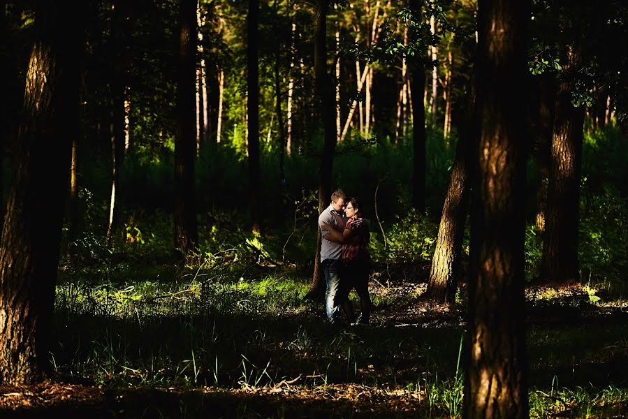 Fotógrafo de bodas Artur Kuźnik (arturkuznik). Foto del 14 de junio 2017