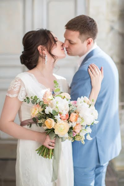 Fotógrafo de casamento Olga Sarka (sarka). Foto de 2 de junho 2019