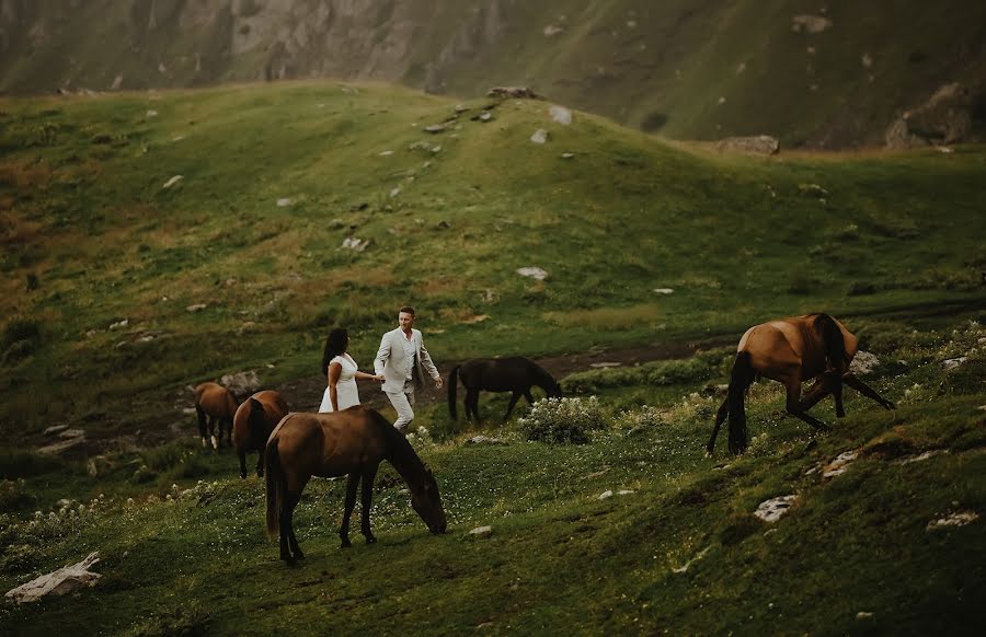 Fotógrafo de casamento Dursun Alagezov (dursun). Foto de 24 de janeiro 2022