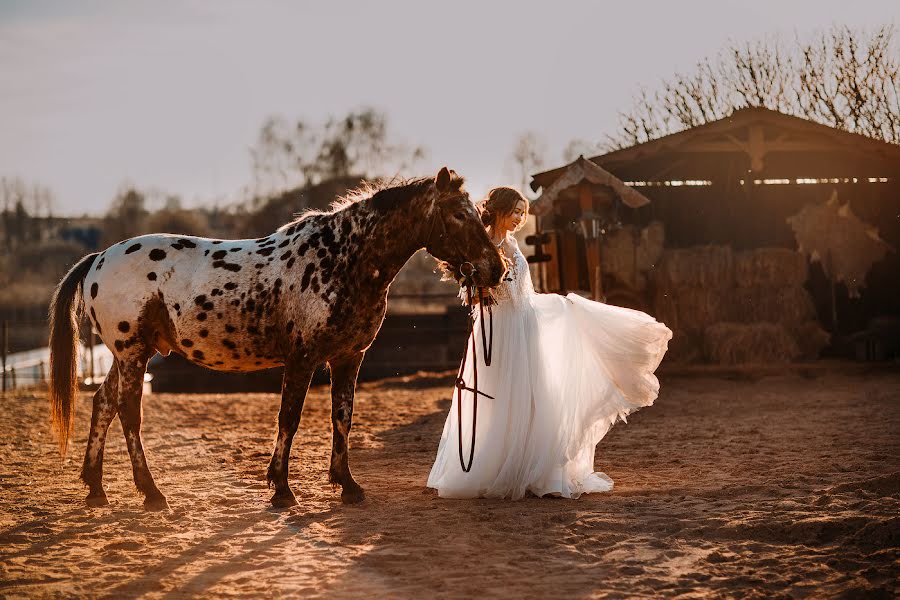 Fotógrafo de casamento Irina Pankova (irinapankova). Foto de 16 de março 2020