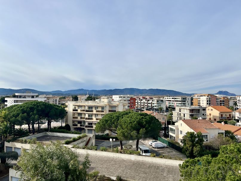 Vente appartement 2 pièces 61.5 m² à Frejus (83600), 231 000 €