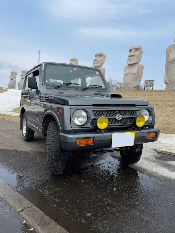 ジムニーの北海道・札幌・ドライブ・農家の茶屋自然満喫倶楽部・モアイ像とコラボに関するカスタム事例の投稿画像3枚目