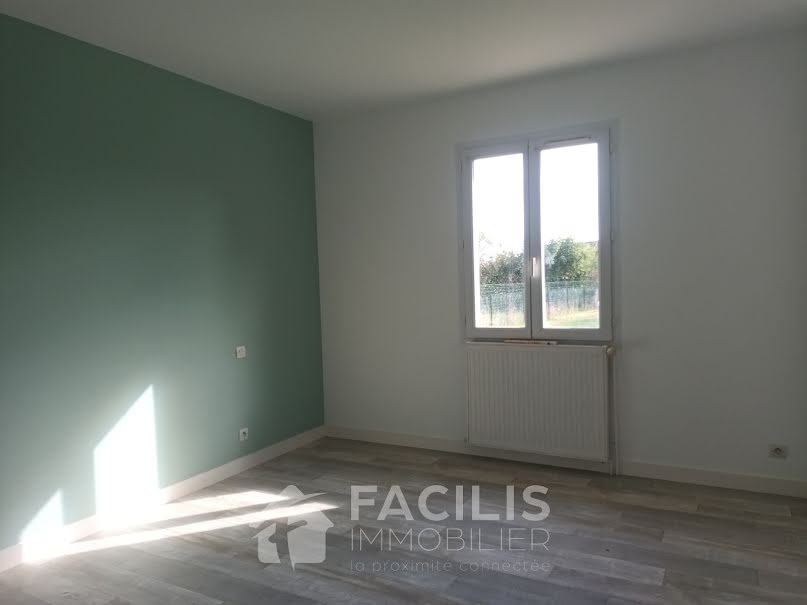 Vente maison 4 pièces 85 m² à Loudun (86200), 137 150 €