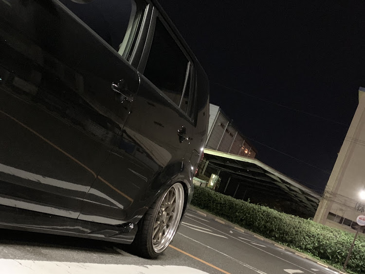 ぶーんたさんが投稿した嫁車・夫婦で車好き・#ルミオン・バネ交換させられる・車高調整に関するカスタム事例の投稿画像2枚目