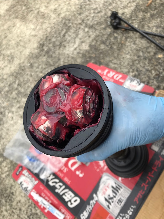 V50のブーツ交換・ブーツ切れてたに関するカスタム事例の投稿画像9枚目